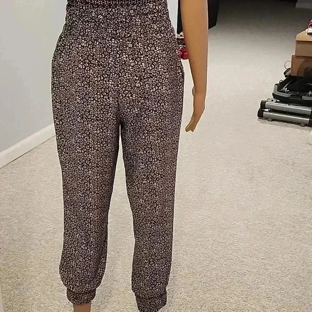 Pants - Picture 6 of 8